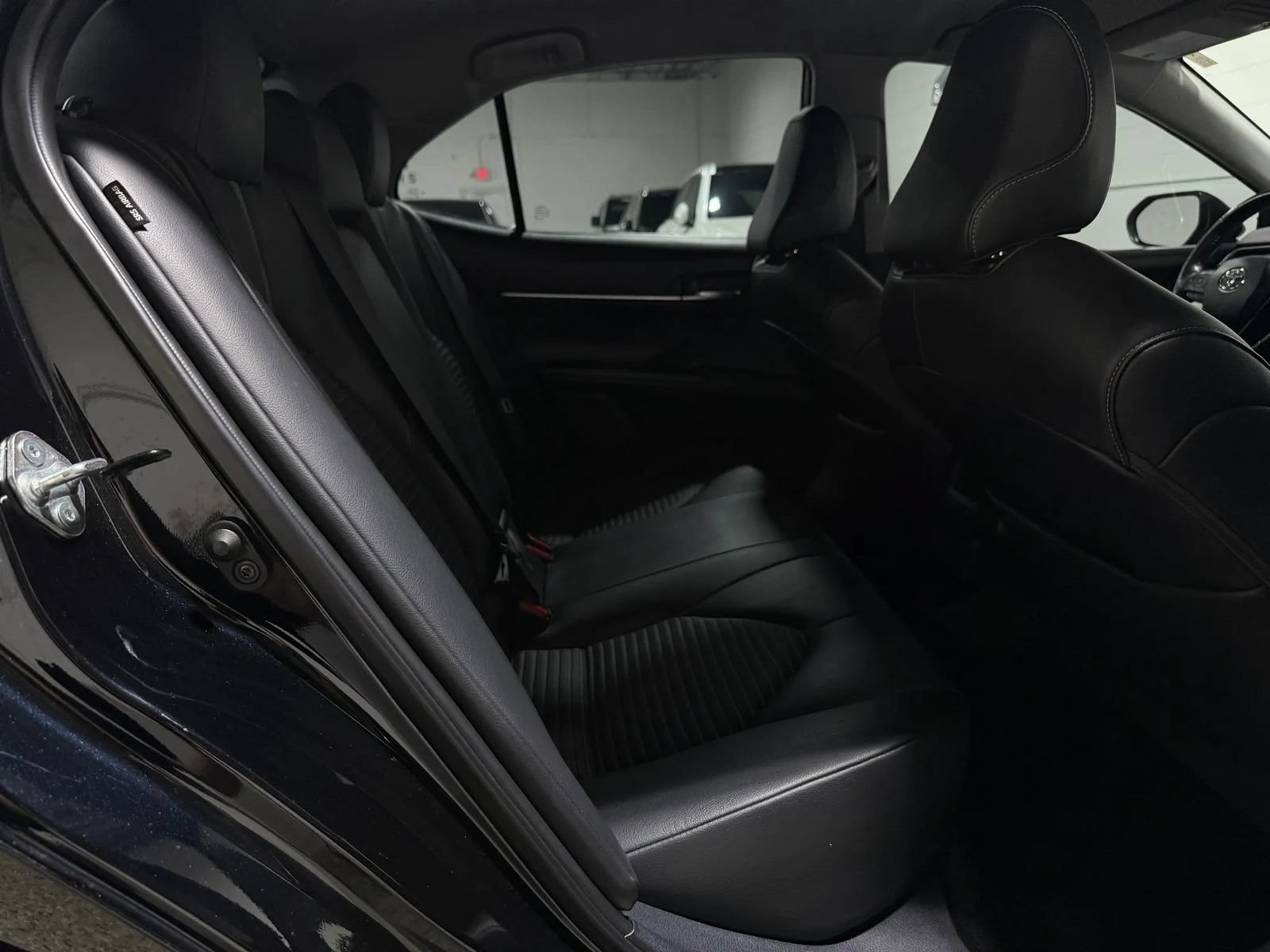 Used 2022 Toyota Camry SE FWD image 49