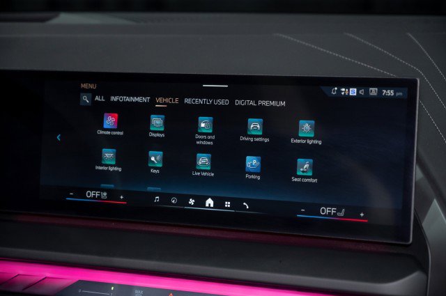 Used 2025 BMW X3 xDrive30i w/ Premium Package image 15