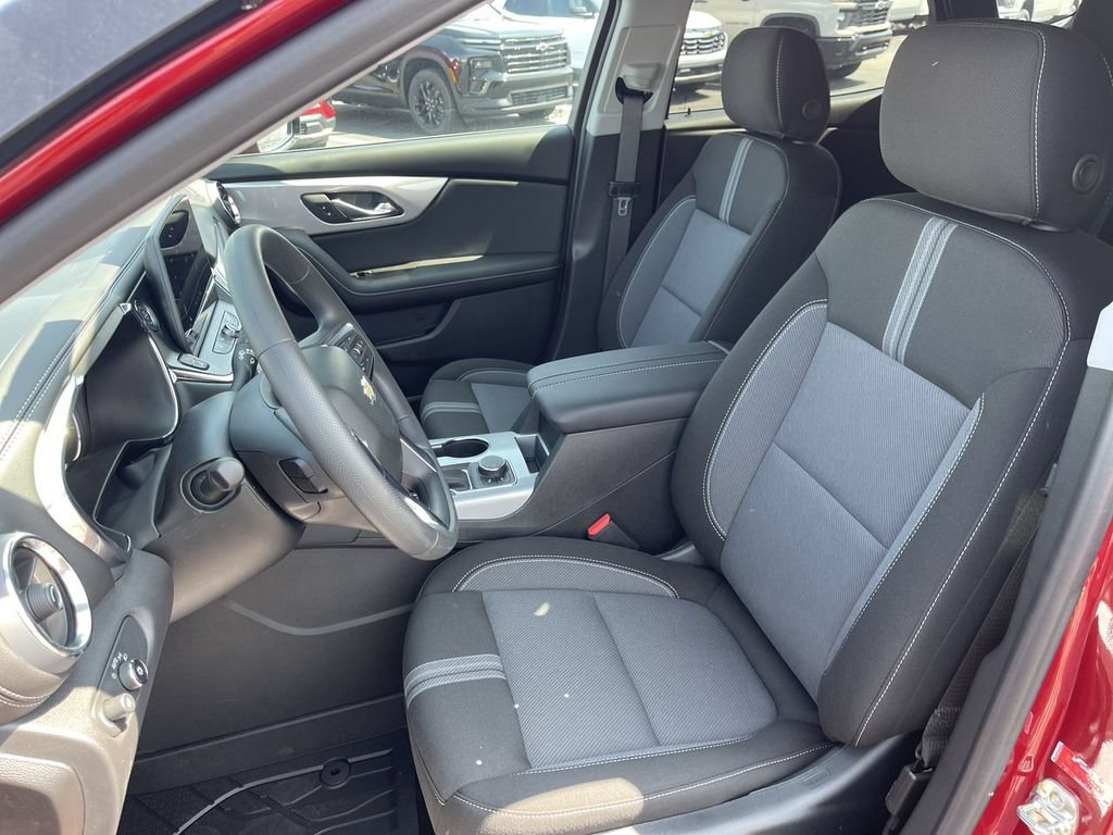 New 2026 Chevrolet Blazer LT w/ Convenience Package FWD image 11