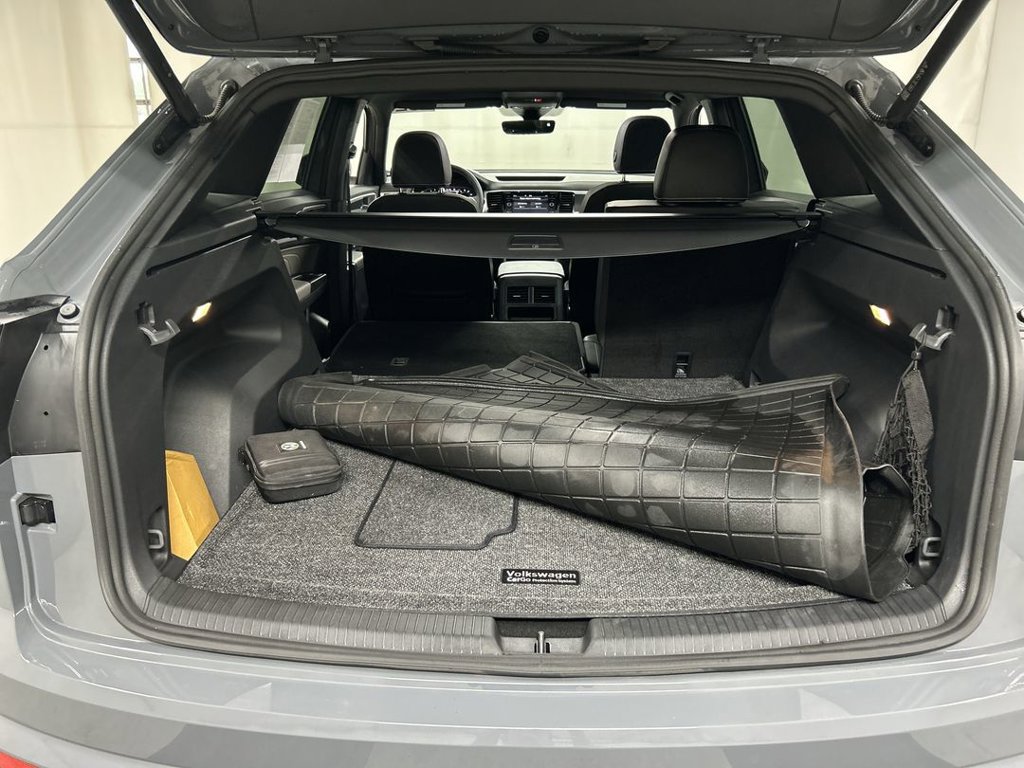 Certified 2023 Volkswagen Atlas Cross Sport SEL AWD/4WD image 22