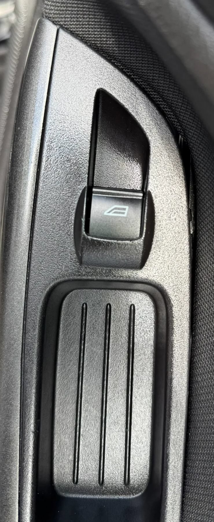 Used 2017 Ford Focus SEL FWD image 37