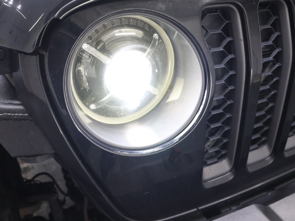 Used 2020 Jeep Gladiator Rubicon AWD/4WD image 29