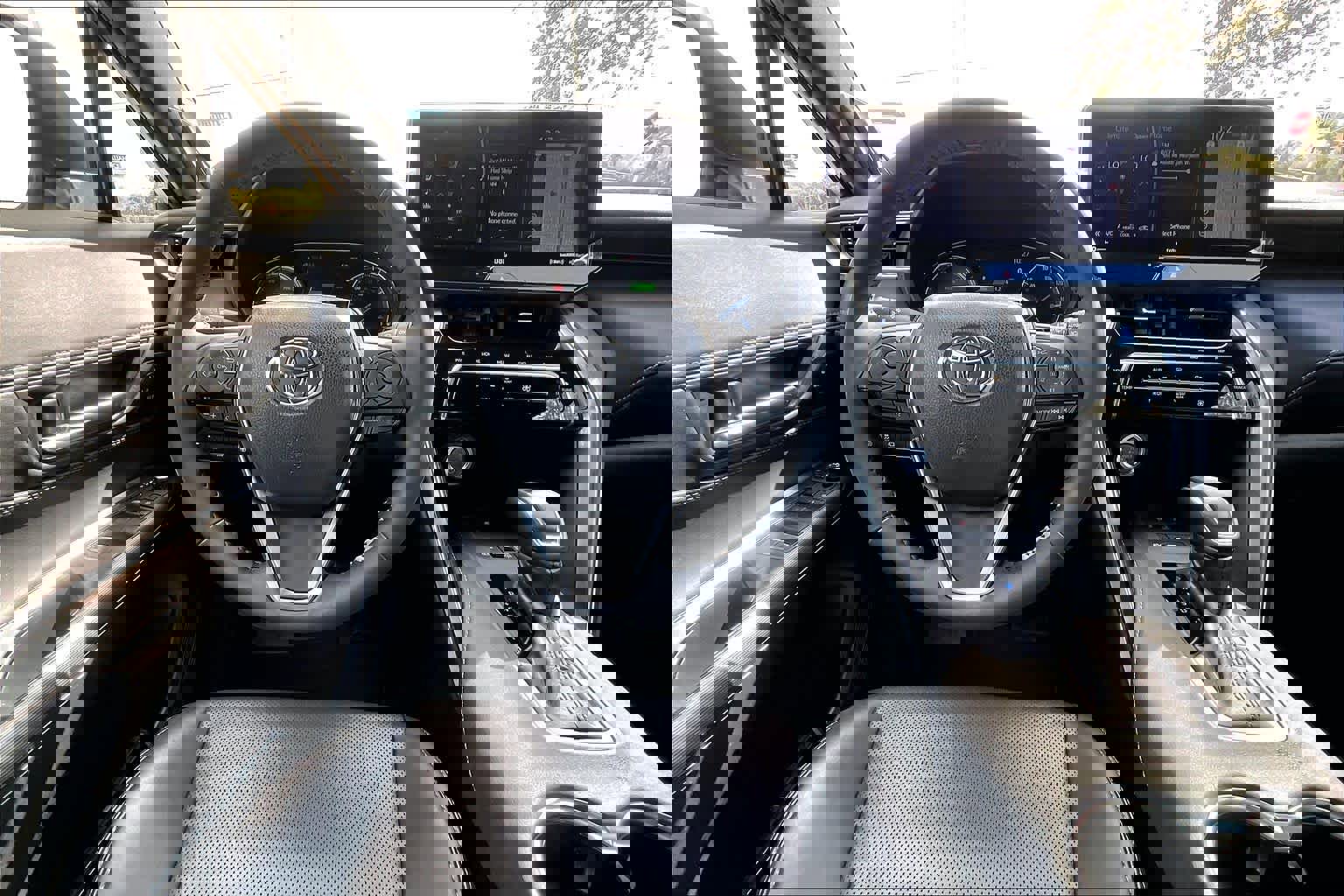 Used 2021 Toyota Venza Limited w/ Advanced Technology Package image 6