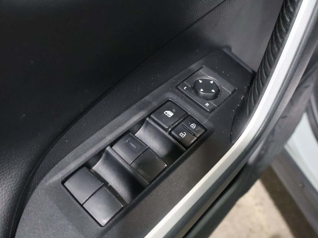 Used 2019 Toyota RAV4 Adventure image 14