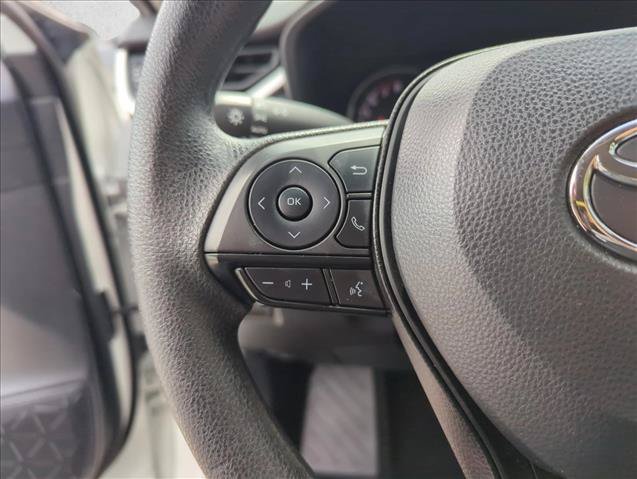 Certified 2025 Toyota RAV4 XLE FWD image 18