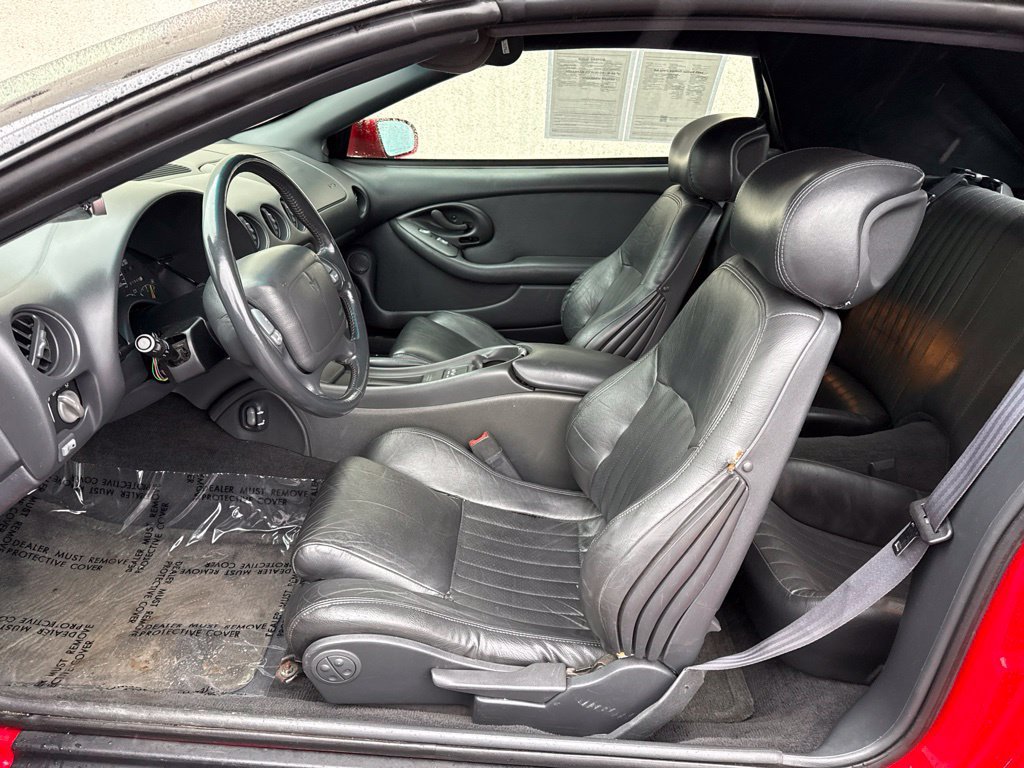 Used 1995 Pontiac Firebird Trans Am RWD image 8