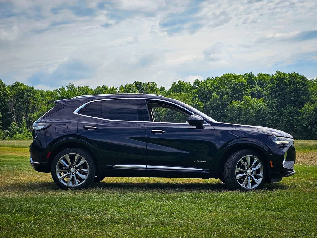 Used 2021 Buick Envision Avenir AWD/4WD image 3