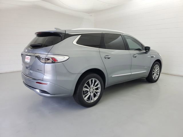 Used 2023 Buick Enclave Avenir w/ Avenir Technology Package image 5