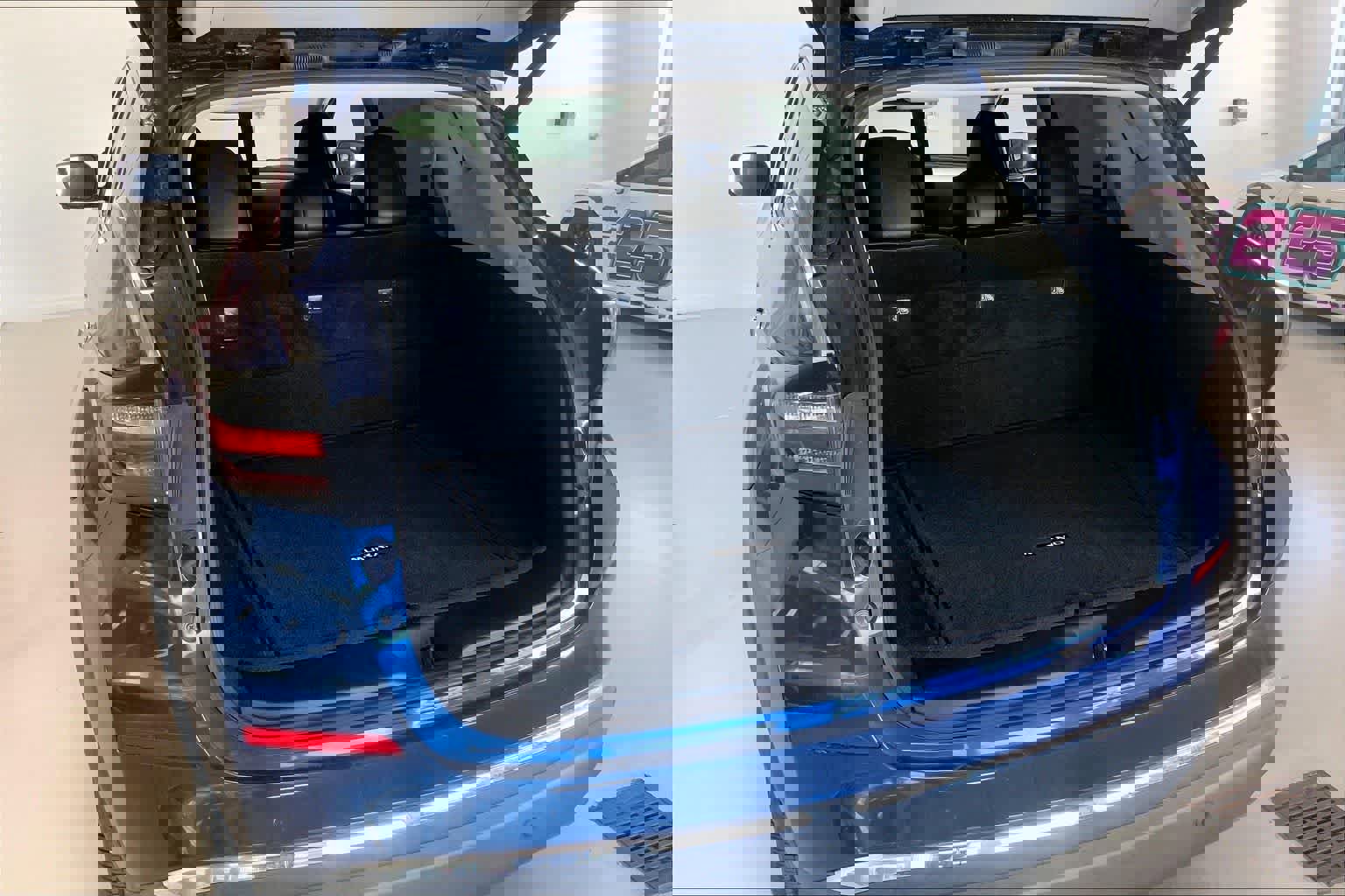 Used 2022 Nissan Murano SL w/ Cargo Package image 16