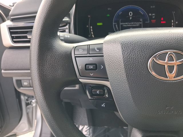 Used 2026 Toyota Camry LE FWD image 17
