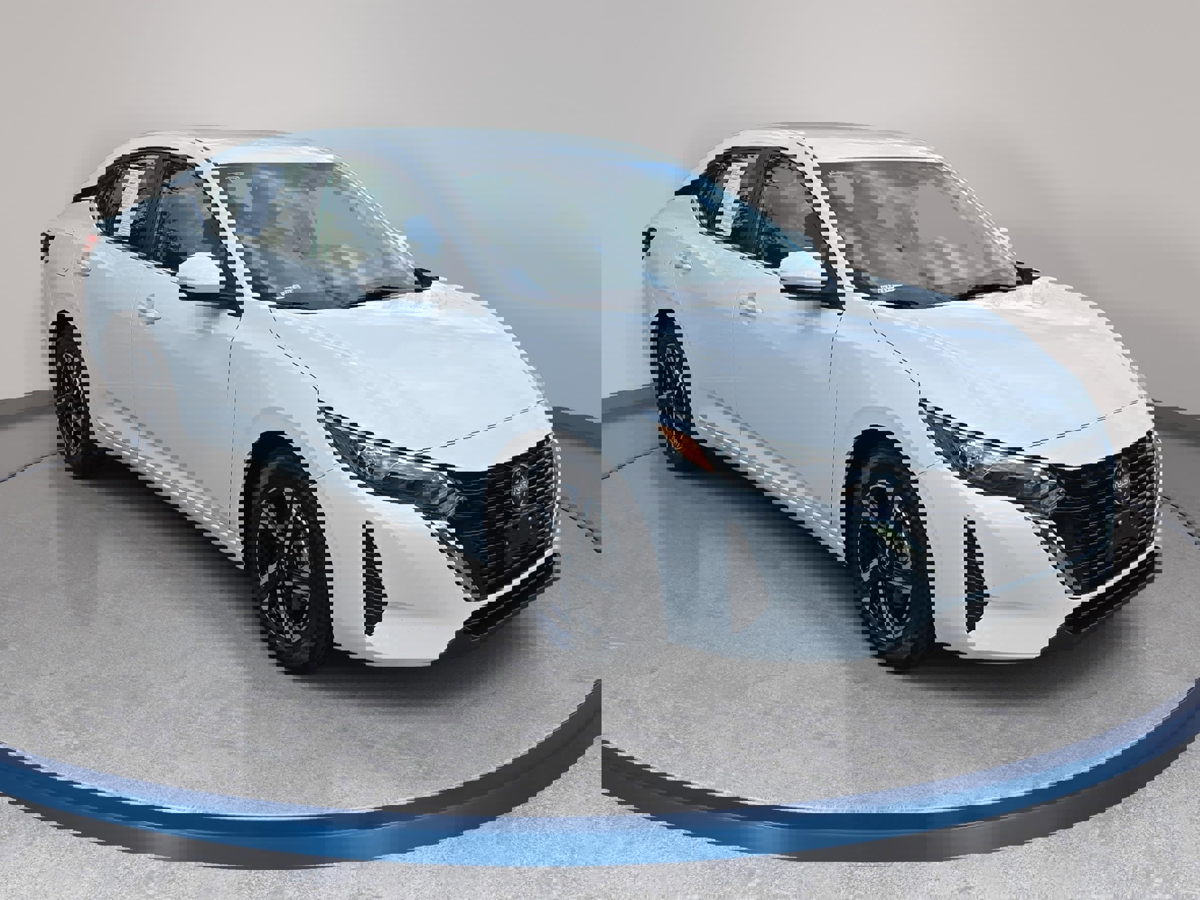 Used 2024 Nissan Sentra SV FWD image 3