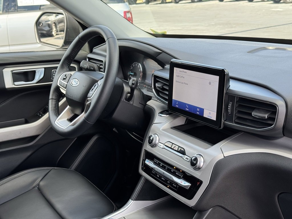 Used 2023 Ford Explorer XLT w/ Equipment Group 202A image 25