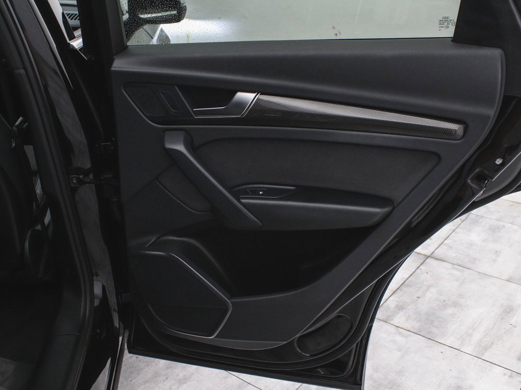 Used 2023 Audi SQ5 Premium w/ Convenience Package image 13