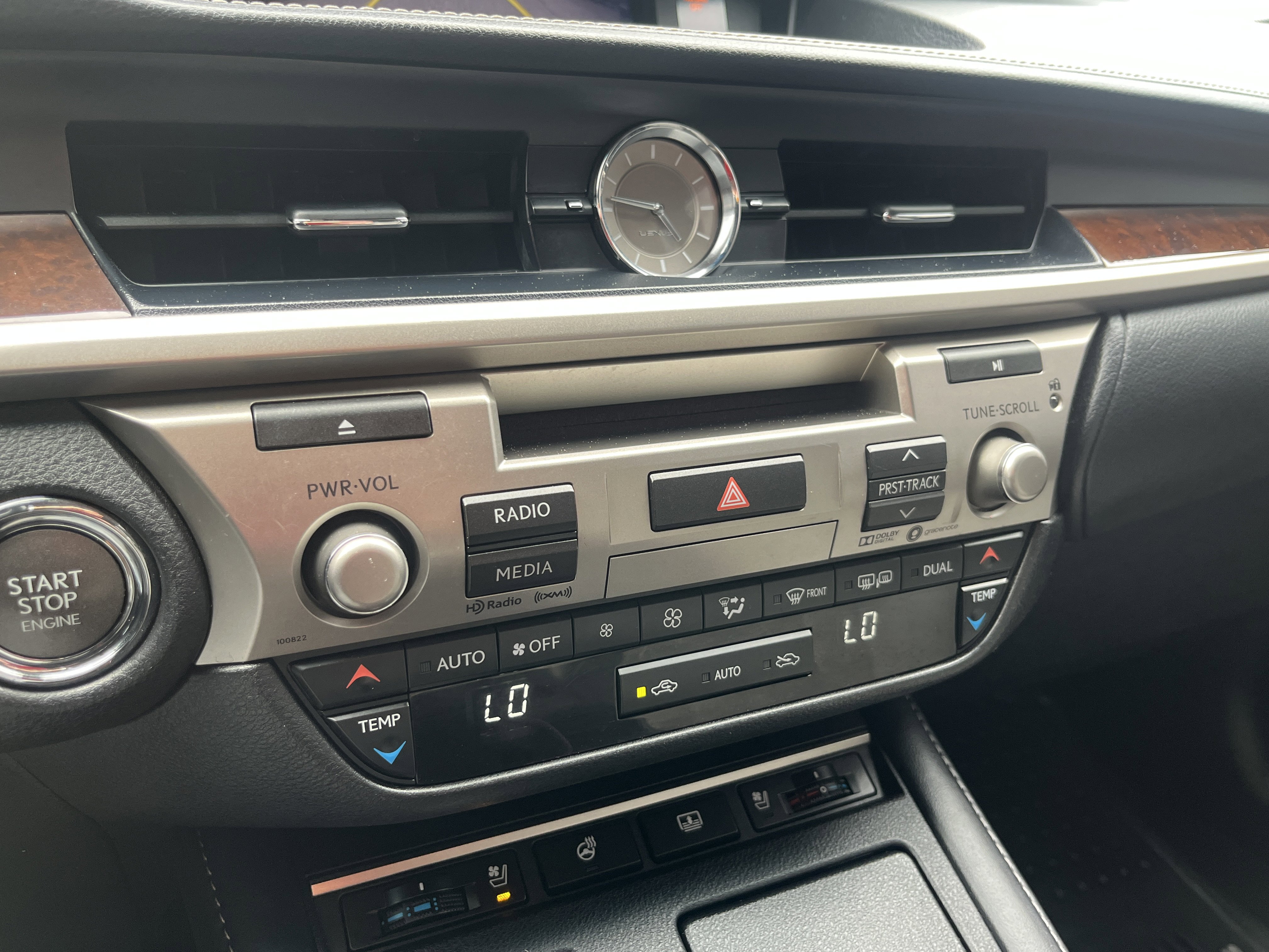 Used 2018 Lexus ES 350 w/ Luxury Package w/Wood Trim FWD image 28