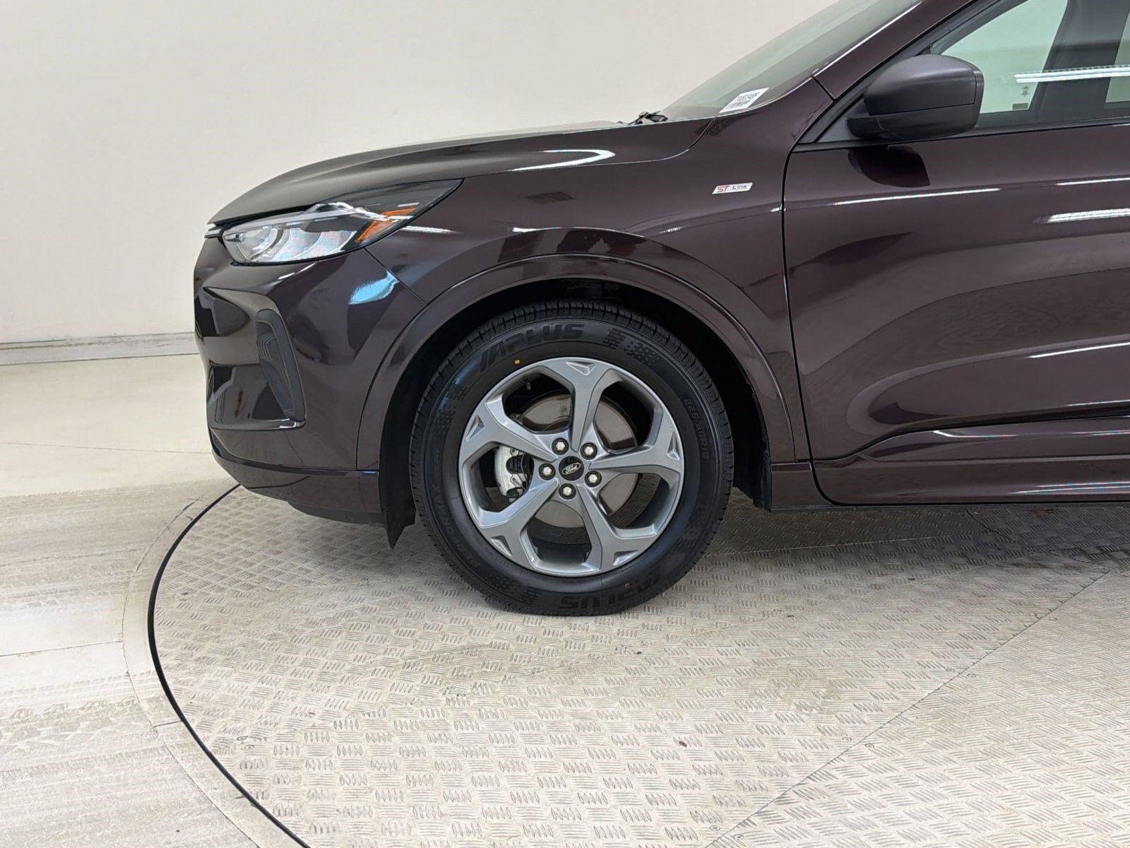 Certified 2023 Ford Escape ST-Line w/ Tech Pack #1 FWD image 26