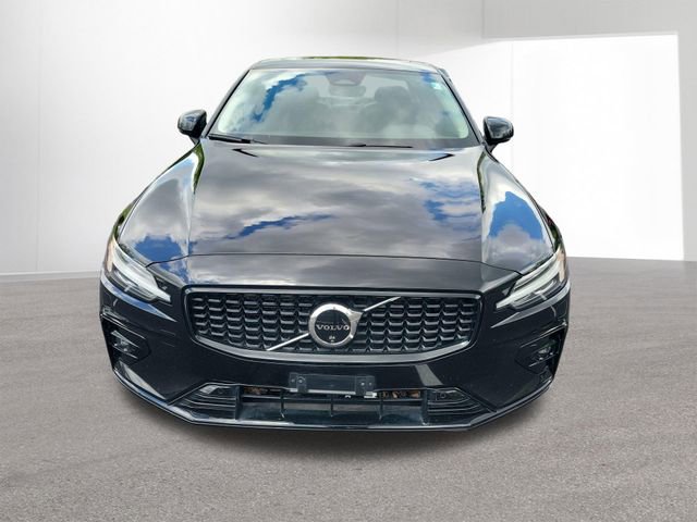 Used 2024 Volvo S60 B5 Plus AWD/4WD image 16