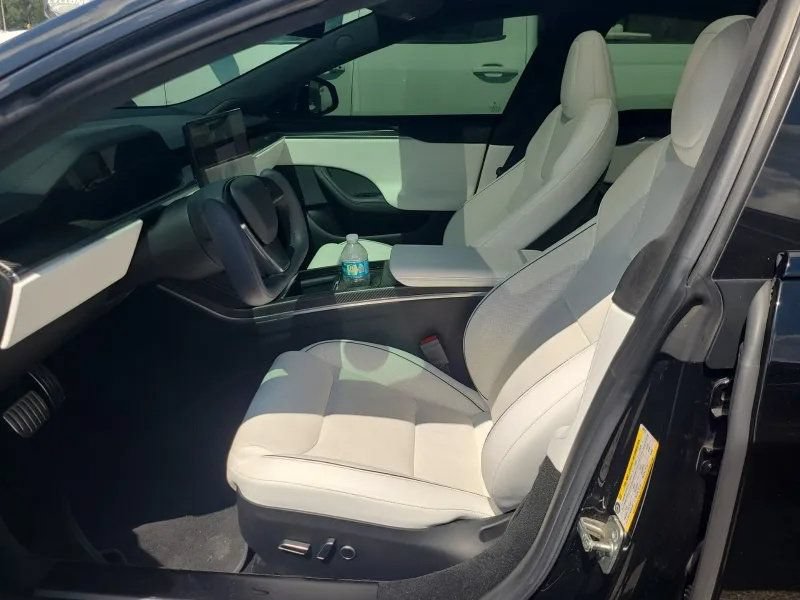 Used 2022 Tesla Model S Plaid AWD/4WD image 4