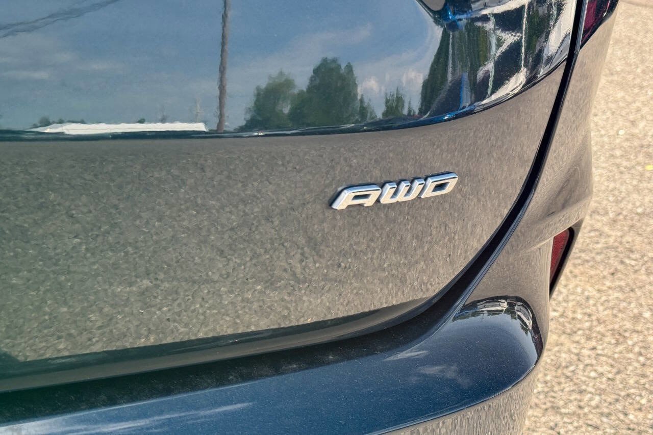 Used 2024 Ford Edge SEL w/ Convenience Package AWD/4WD image 16