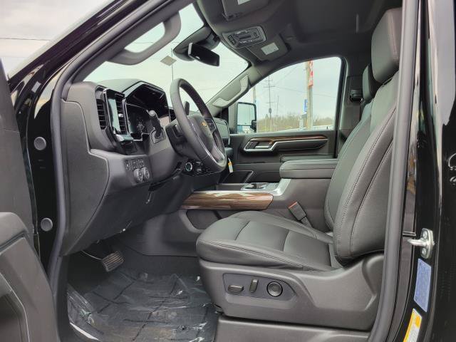 New 2026 Chevrolet Silverado 2500 LT w/ All Star Edition AWD/4WD image 8
