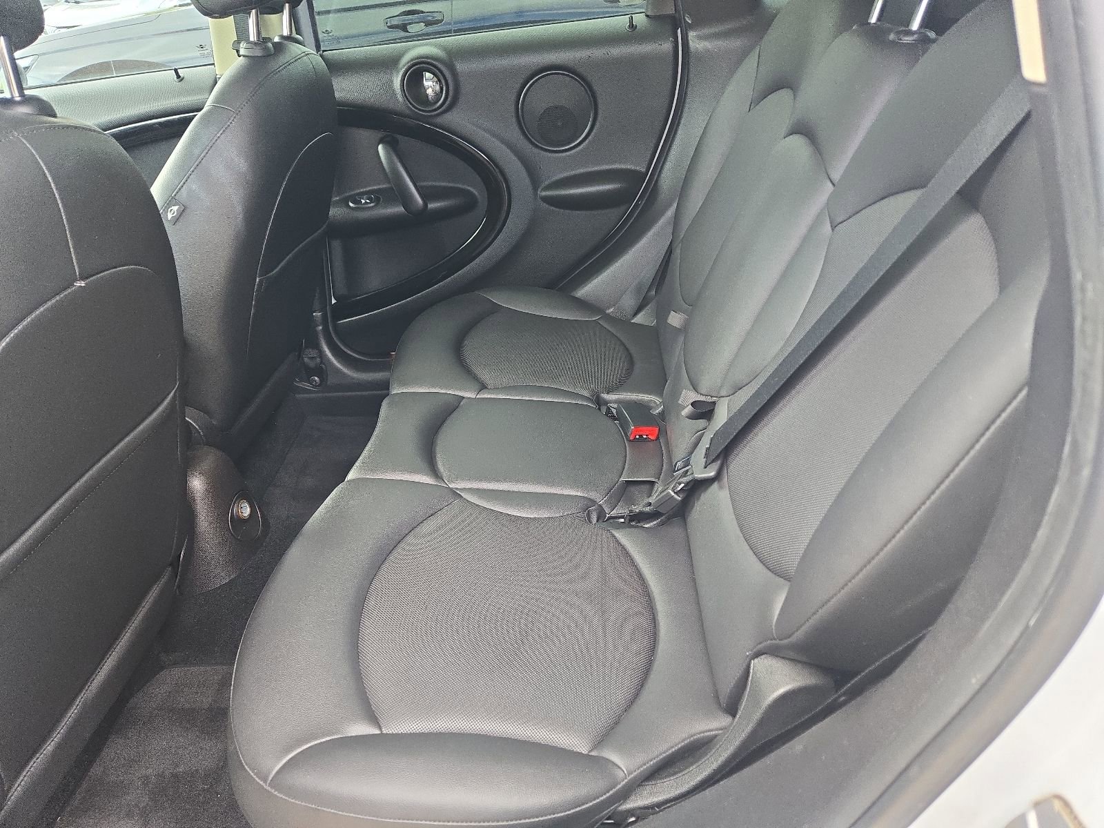 Used 2013 MINI Cooper Countryman FWD image 6