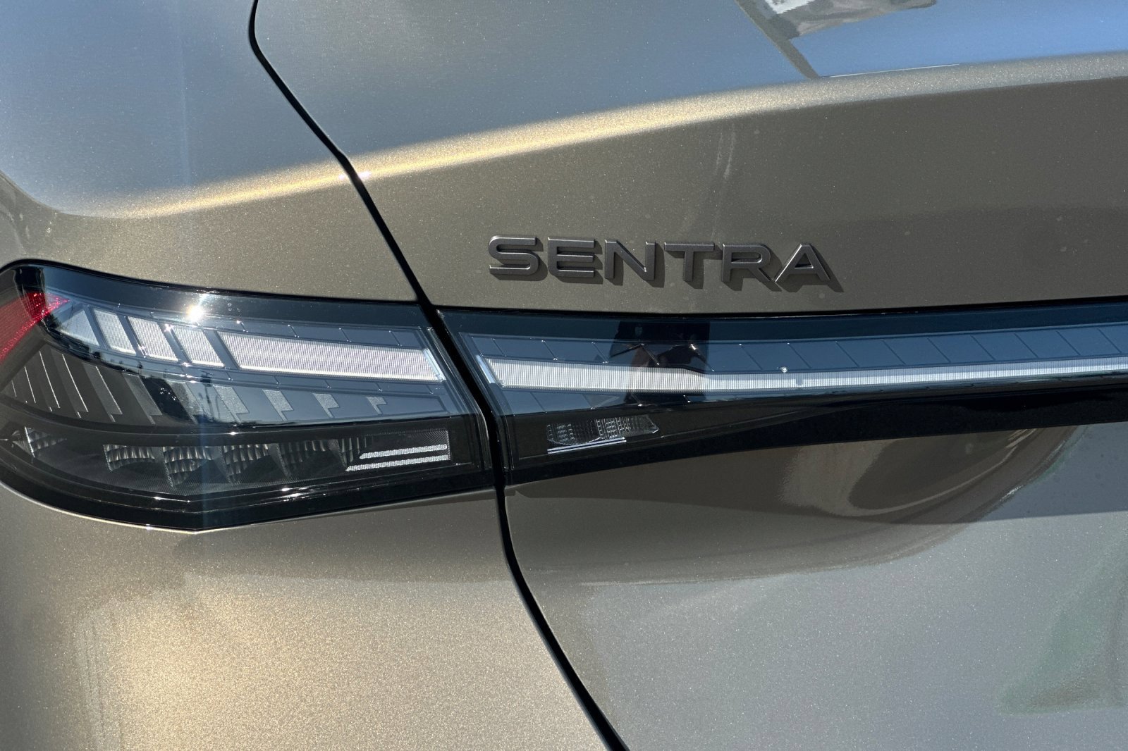 New 2027 Nissan Sentra SV FWD image 30