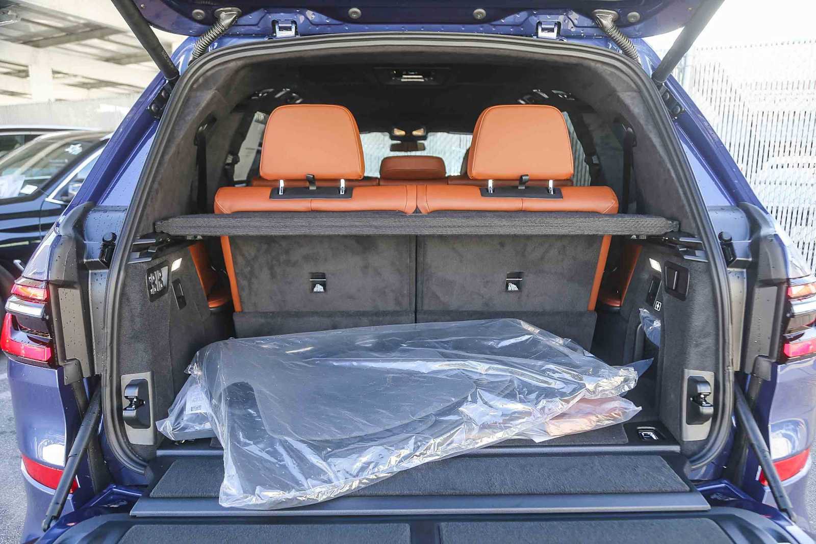 New 2026 BMW ALPINA XB7 image 24