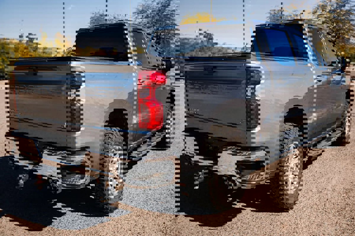 Used 2021 Chevrolet Silverado 1500 LT image 4