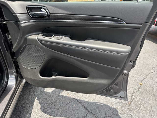 Used 2021 Jeep Grand Cherokee Limited w/ Quick Order Package 28K 80th AWD/4WD image 17