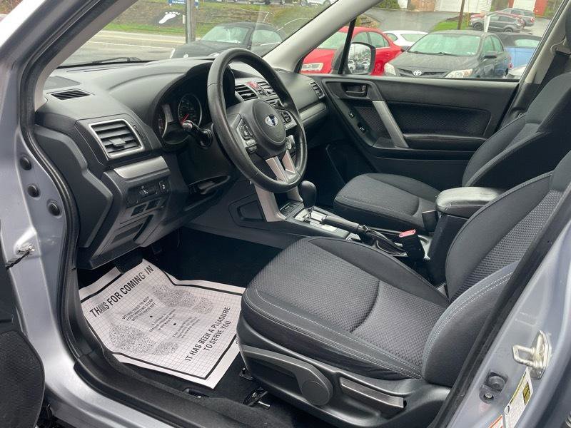 Used 2017 Subaru Forester 2.5i w/ Alloy Wheel Package AWD/4WD image 21