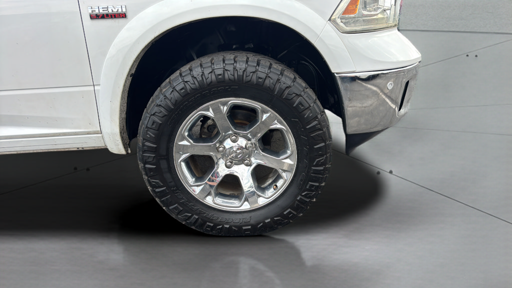 Used 2015 RAM 1500 Laramie w/ Convenience Group AWD/4WD image 34