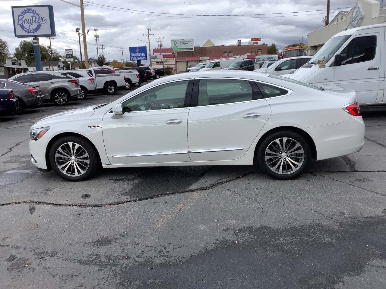 Used 2018 Buick LaCrosse Essence w/ Sights and Sounds Package FWD image 17