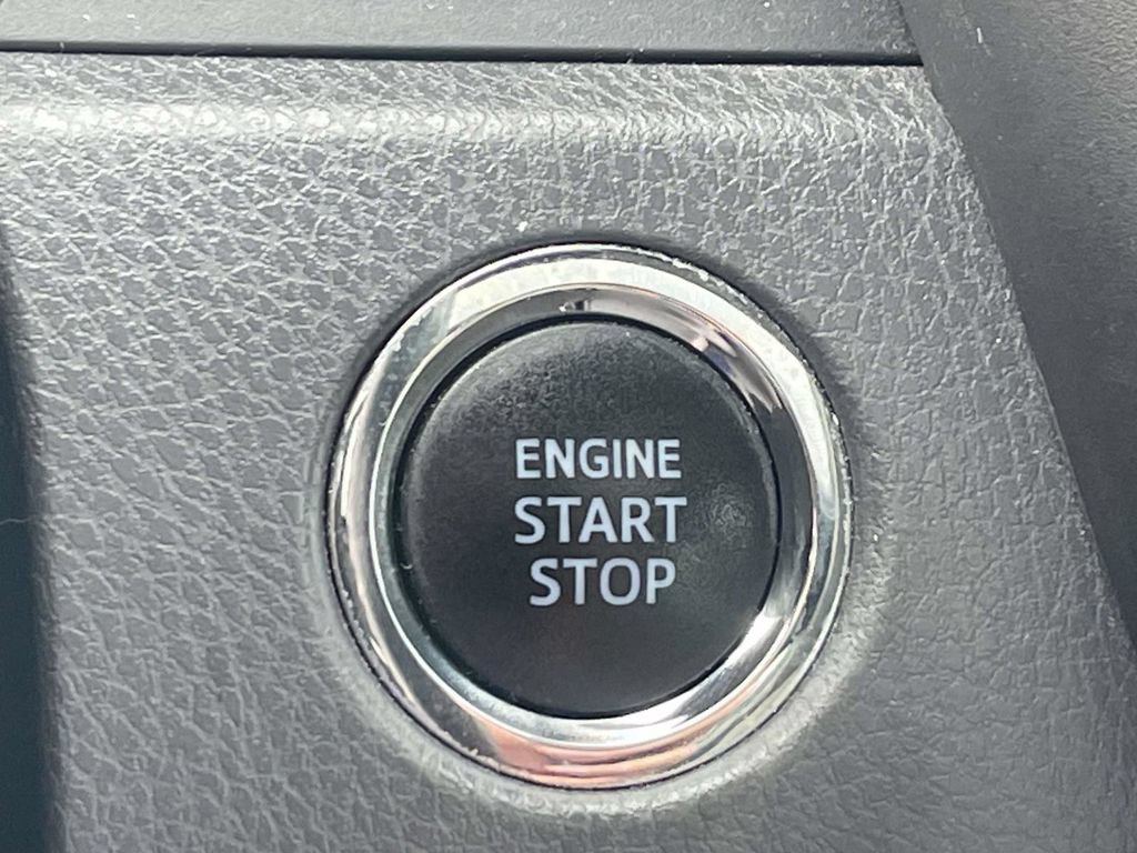 Used 2020 Toyota Camry XSE FWD image 26