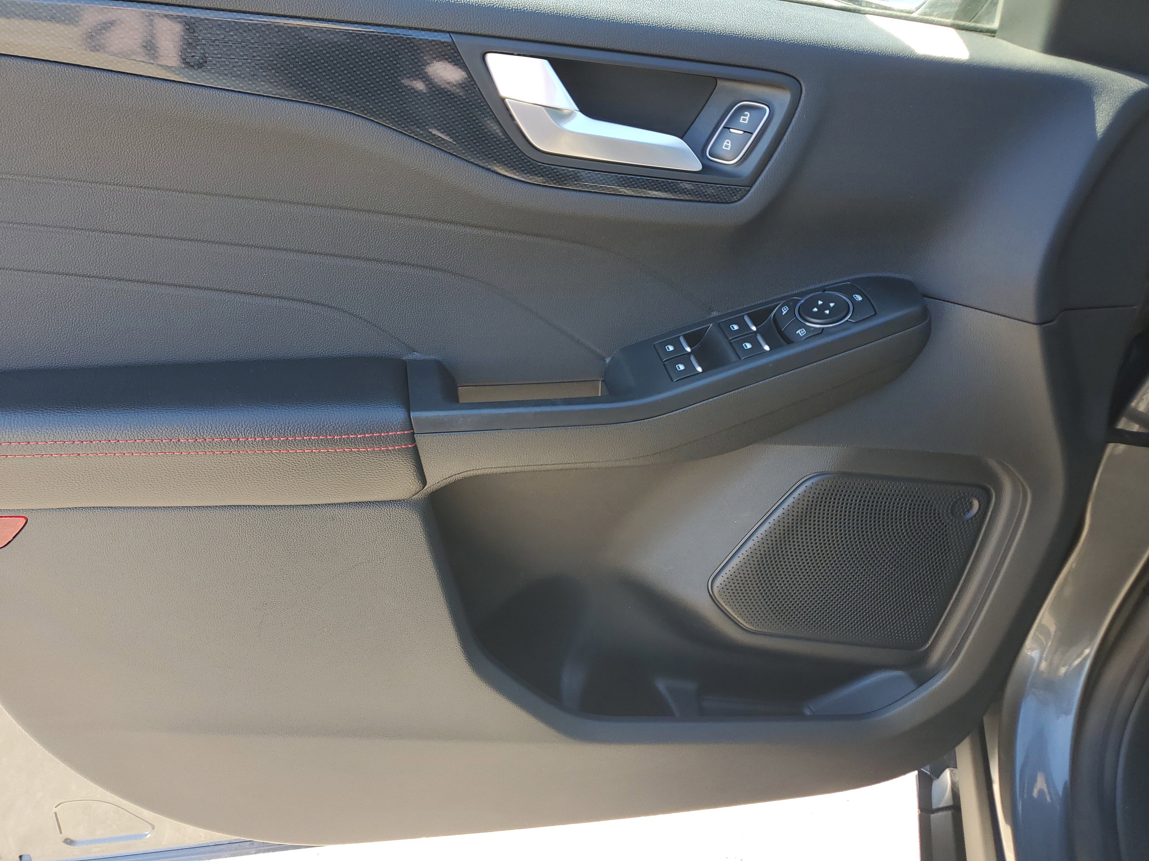 Used 2024 Ford Escape ST-Line w/ Tech Pack #1 image 22