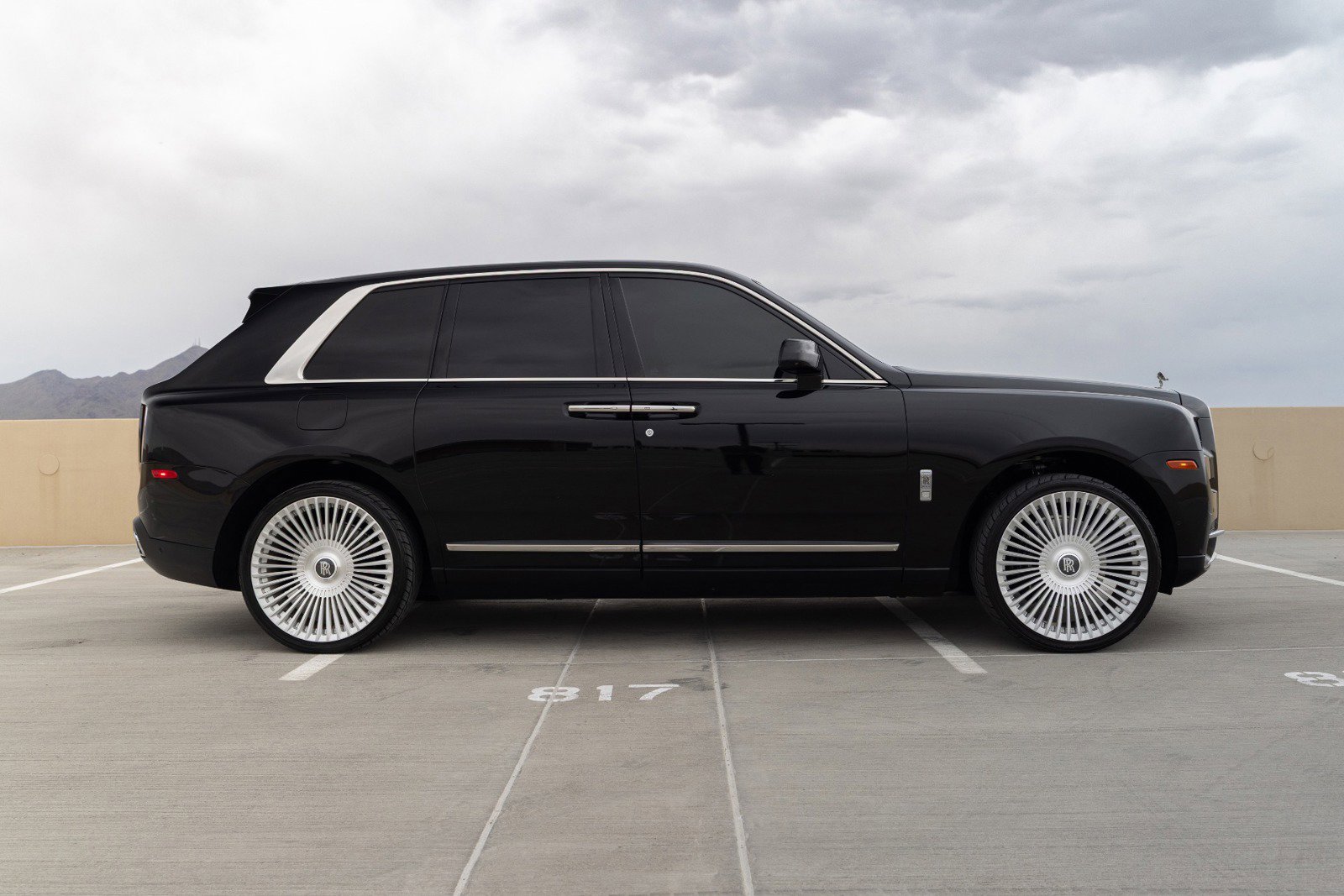 Used 2021 Rolls-Royce Cullinan image 6