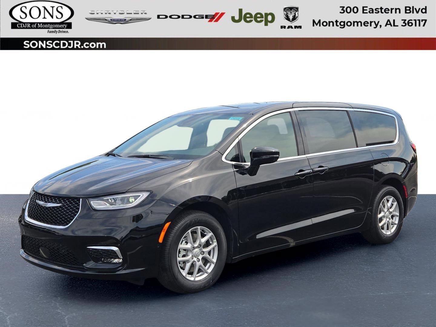 New 2026 Chrysler Pacifica Select image 1
