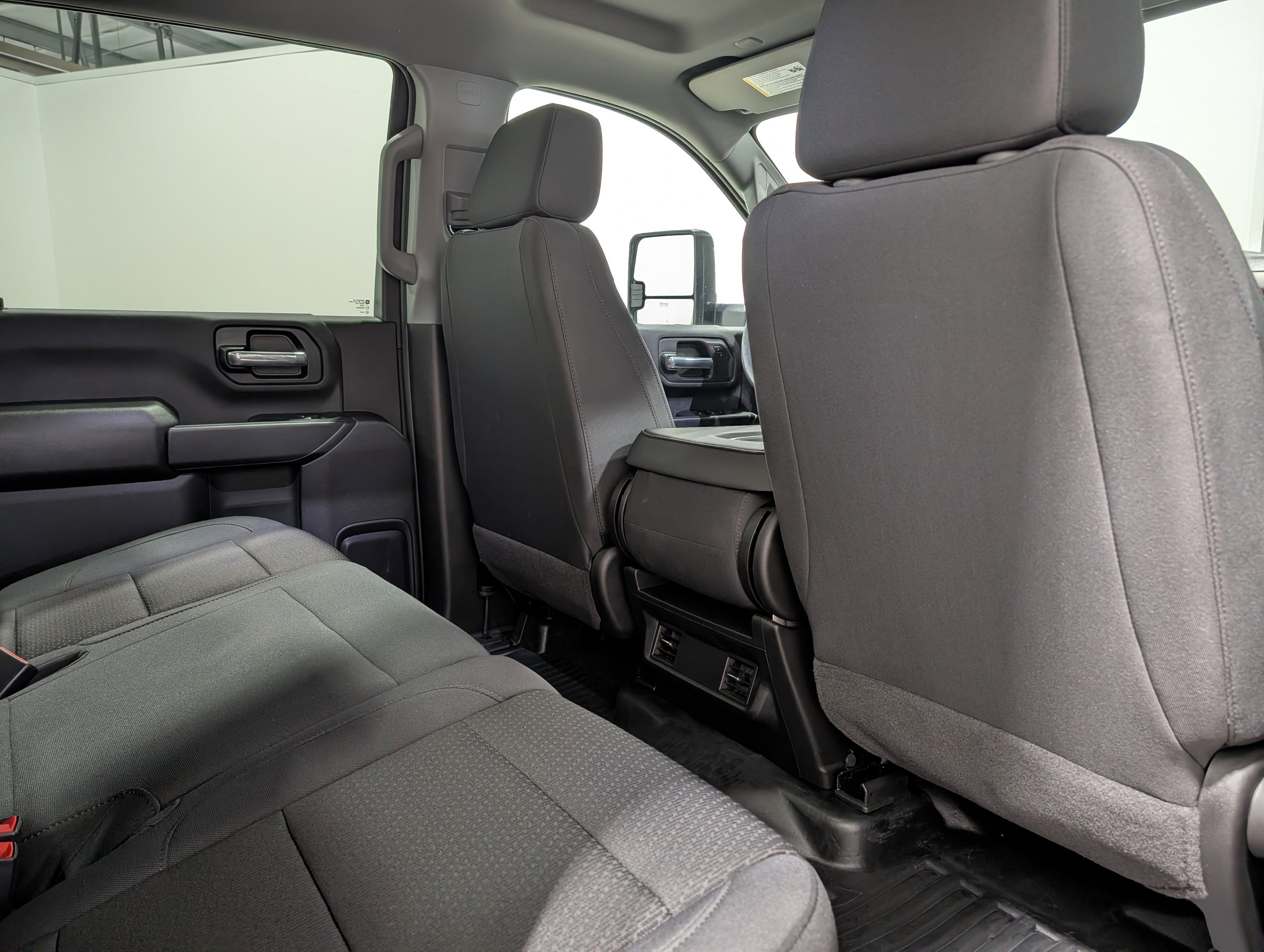 Used 2024 GMC Sierra 2500 Pro AWD/4WD image 17