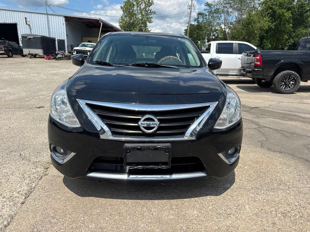 Used 2015 Nissan Versa SV w/ SV Appearance Package FWD image 8