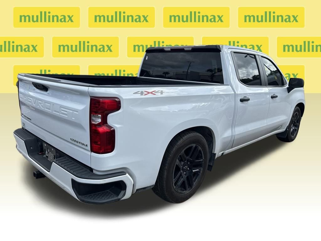 Used 2022 Chevrolet Silverado 1500 Custom image 2