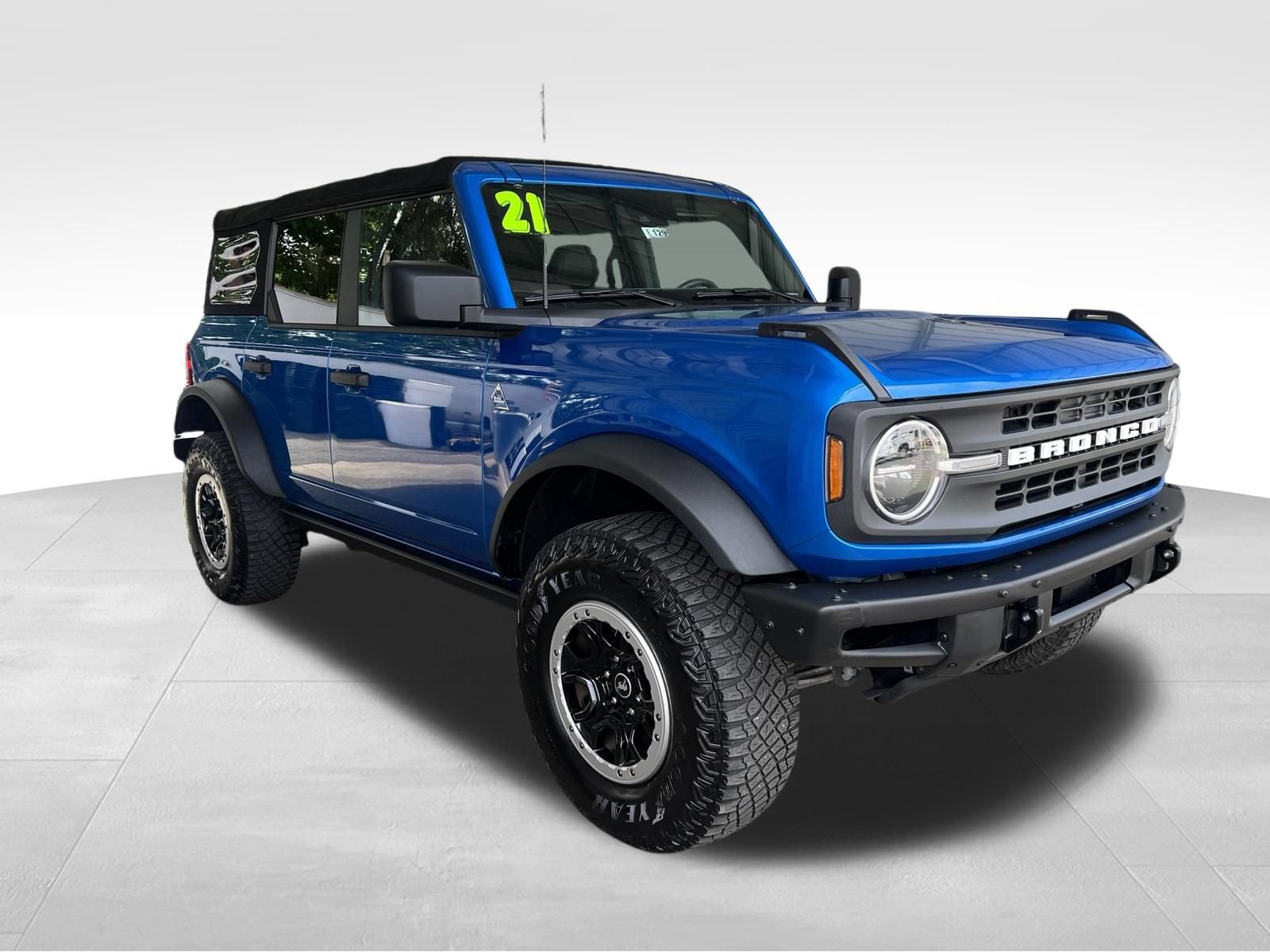 Used 2021 Ford Bronco Black Diamond w/ Sasquatch Package AWD/4WD image 3