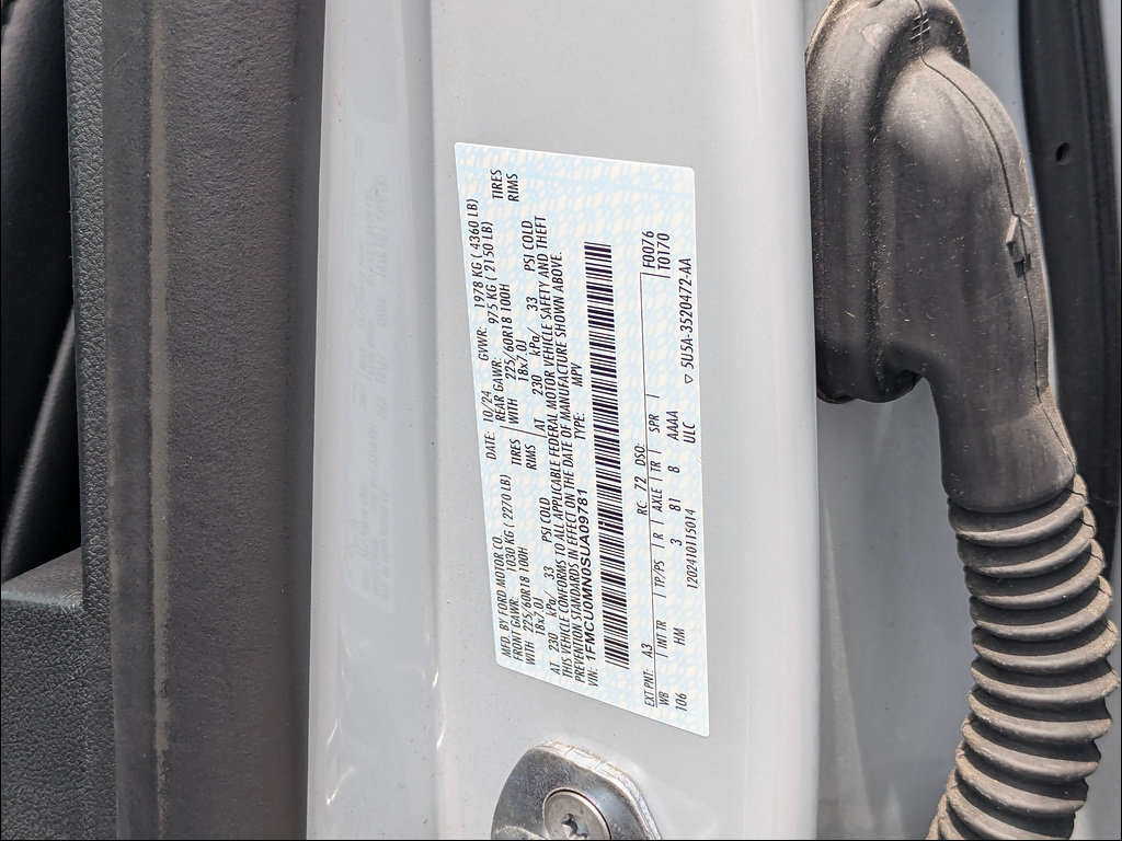 Used 2025 Ford Escape ST-Line FWD image 37