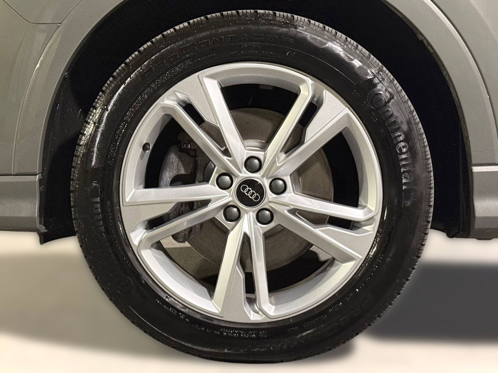 Certified 2024 Audi Q3 2.0T Premium w/ Convenience Package image 12