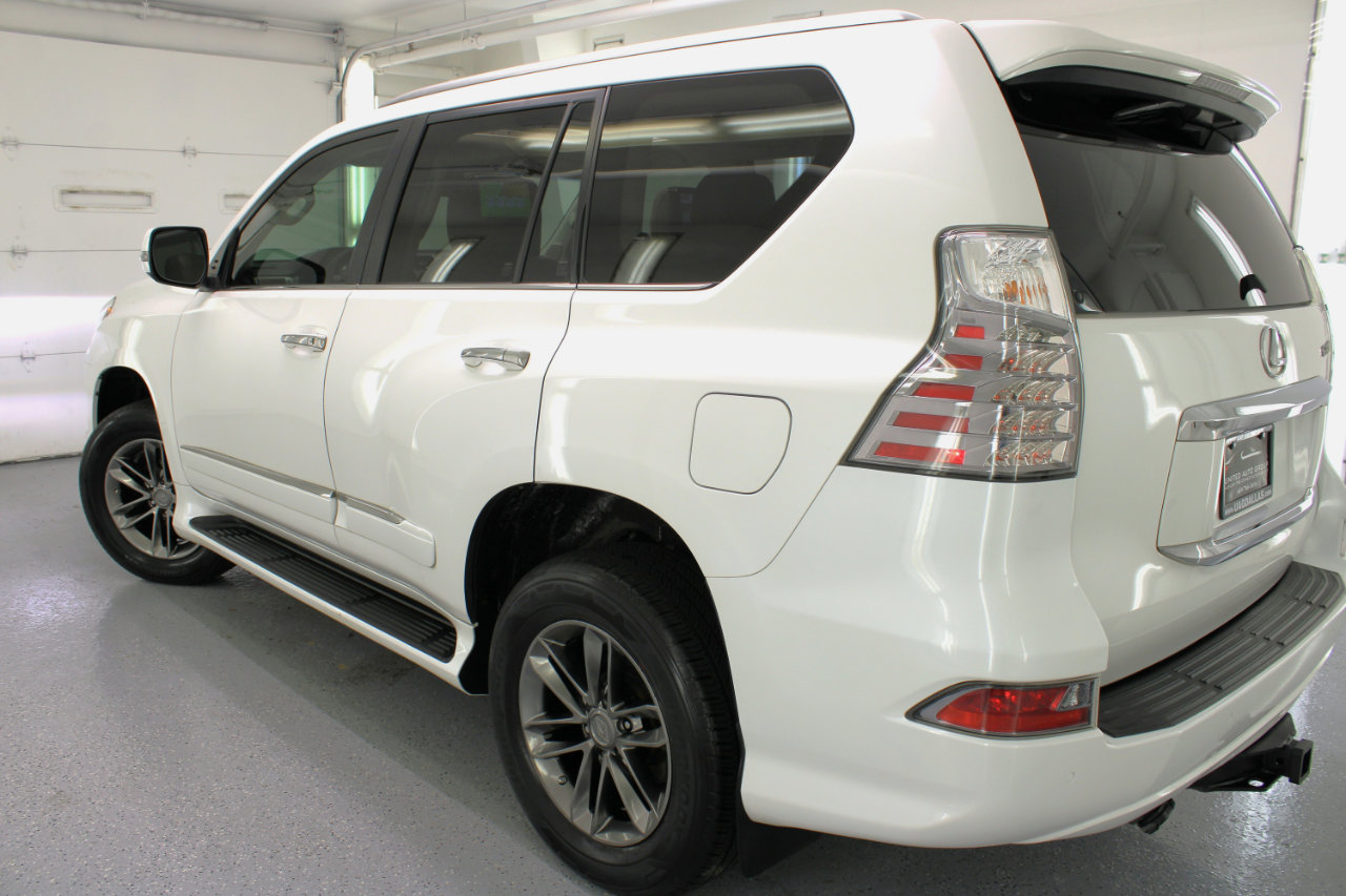 Used 2017 Lexus GX 460 Premium image 14