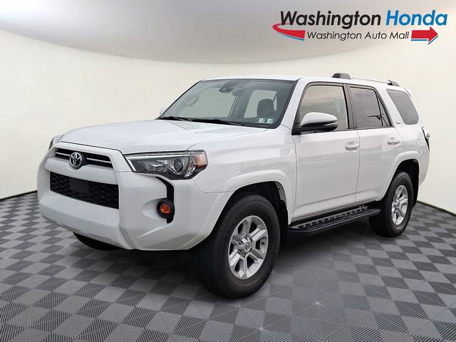 Used 2021 Toyota 4Runner SR5 Premium w/ Moonroof Package AWD/4WD image 3