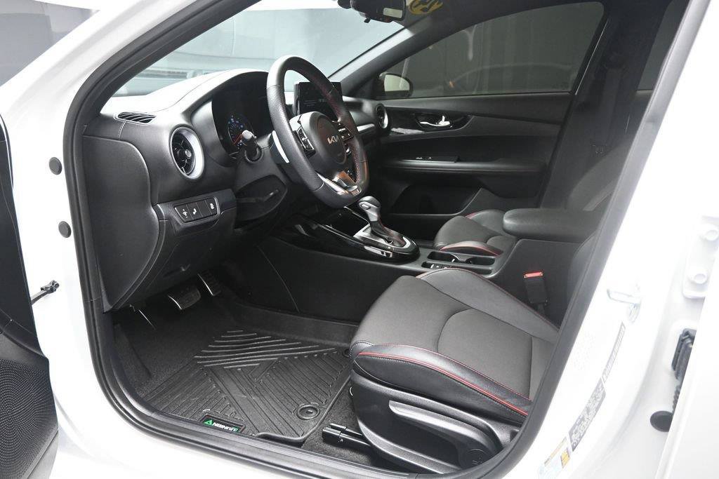 Used 2024 Kia Forte GT FWD image 17