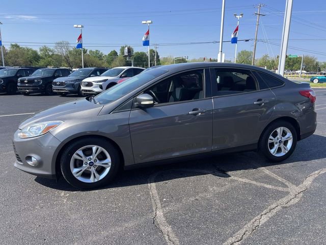 Used 2012 Ford Focus SE FWD image 3