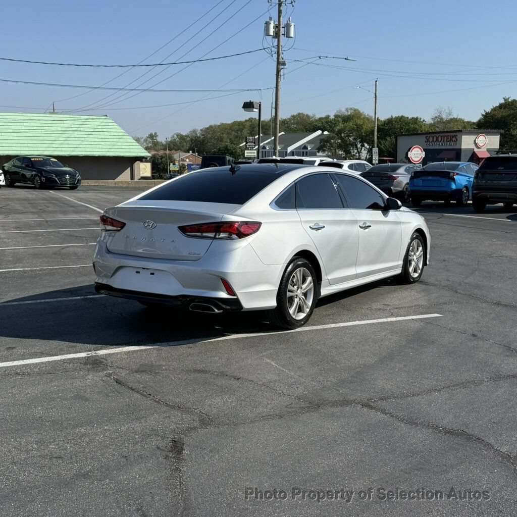 Used 2019 Hyundai Sonata Limited w/ Ultimate Package 04 FWD image 13
