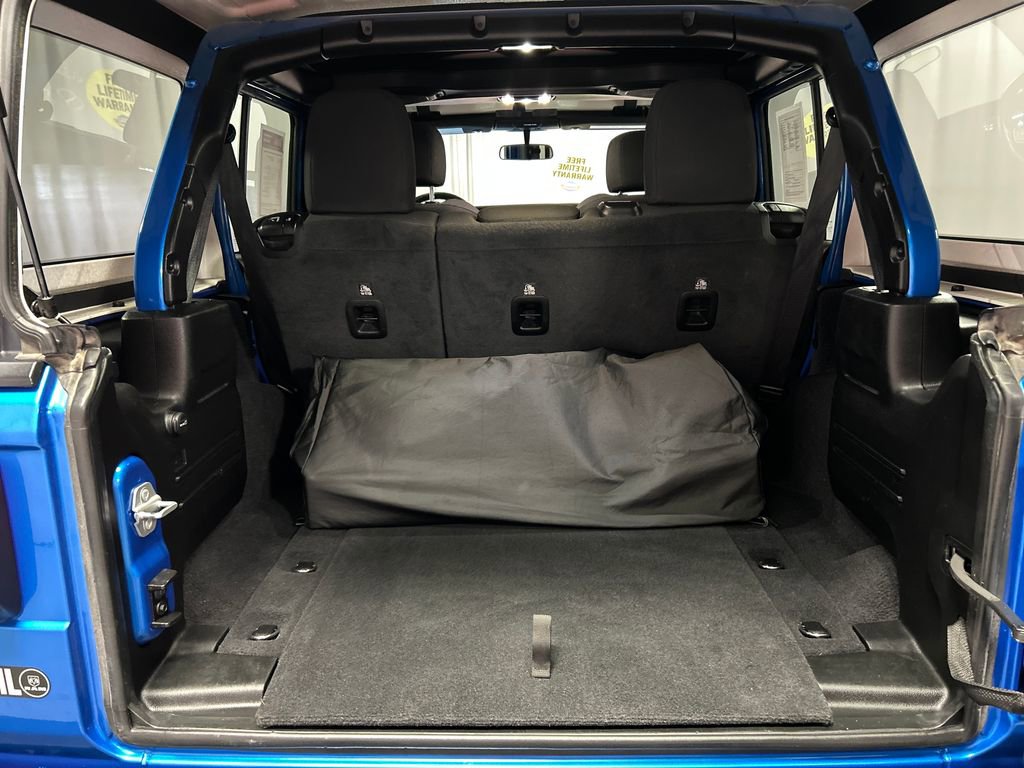 Used 2021 Jeep Wrangler Unlimited Sport image 24