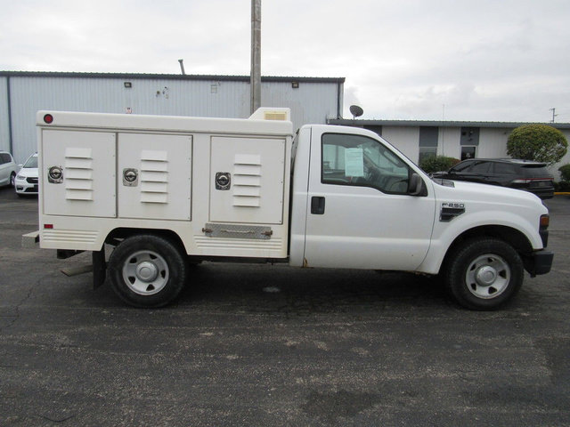 Used 2008 Ford F250 2WD Regular Cab Super Duty image 4
