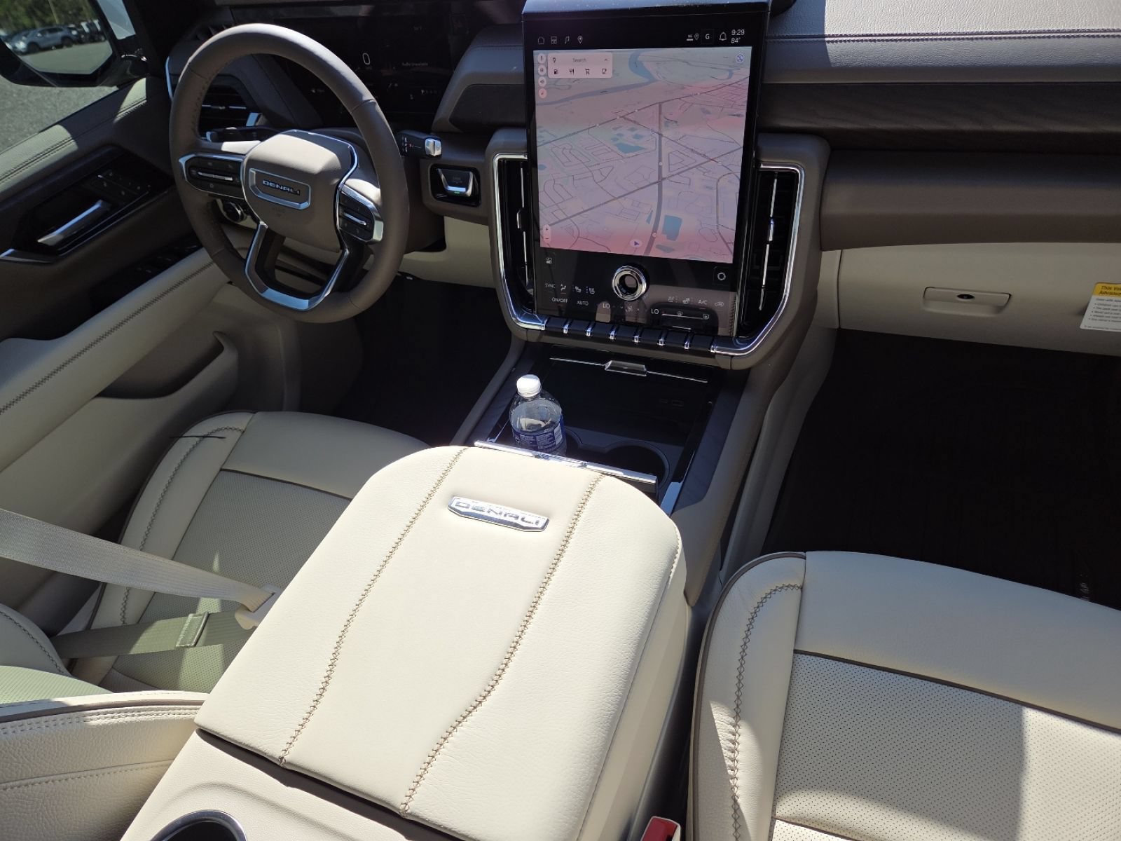 New 2026 GMC Yukon XL Denali w/ LPO, Floor Liner Package AWD/4WD image 27