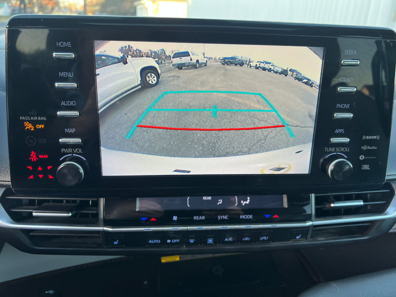 Used 2021 Toyota Sienna XLE w/ XLE Plus Package image 55